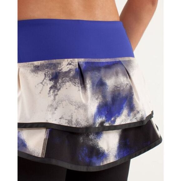 LULULEMON Run: Speed Squad Skirt Size 4 Milky Way Multi Print - Picture 4 of 11
